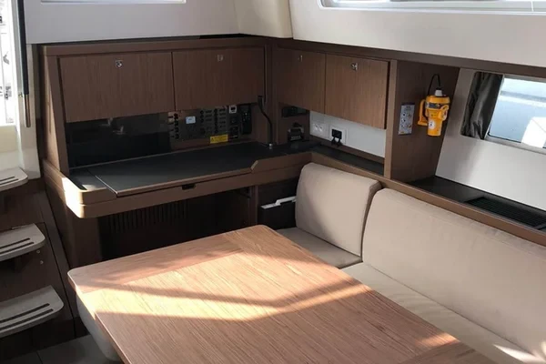 Beneteau Sense 51 - Boatscribe.com