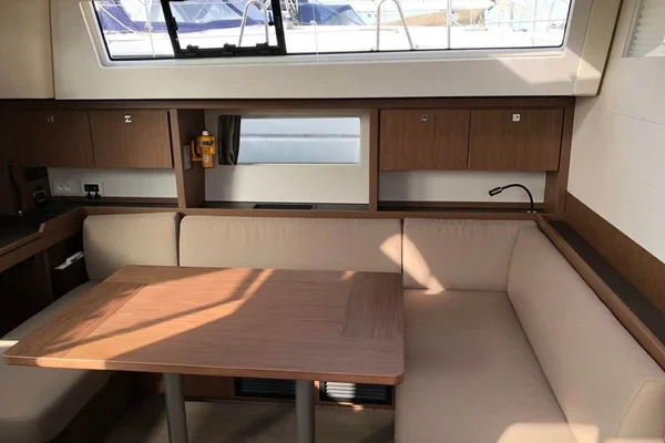 Beneteau Sense 51 - Boatscribe.com