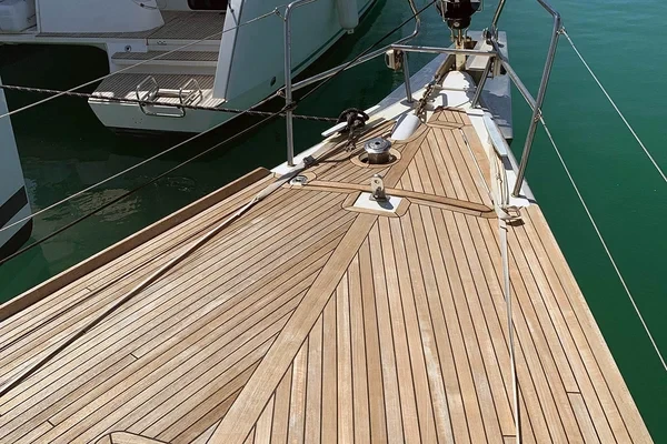Beneteau Sense 51 - Boatscribe.com