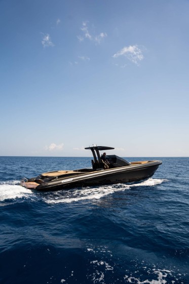 Skipper 30 - Boatscribe.com