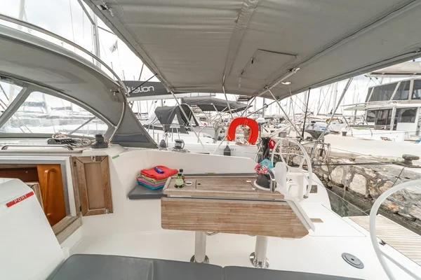 Bavaria 41 Cruiser - Boatscribe.com