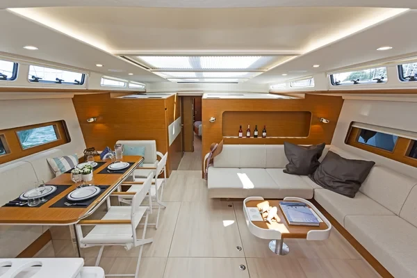 Hanse 675 - Boatscribe.com