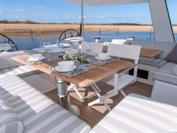 Hanse 675 - Boatscribe.com