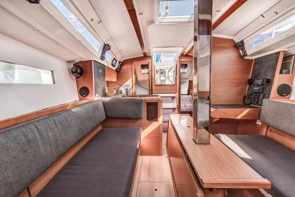 Sun Odyssey 349 - Boatscribe.com