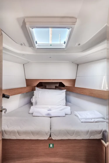 Sun Odyssey 349 - Boatscribe.com