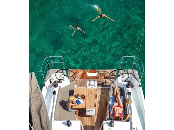 Sun Odyssey 410 - Boatscribe.com