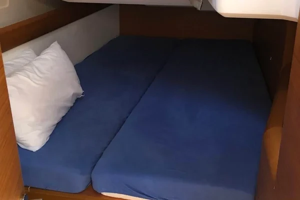 Sun Odyssey 479 - Boatscribe.com