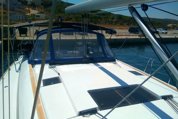 Sun Odyssey 519 - Boatscribe.com