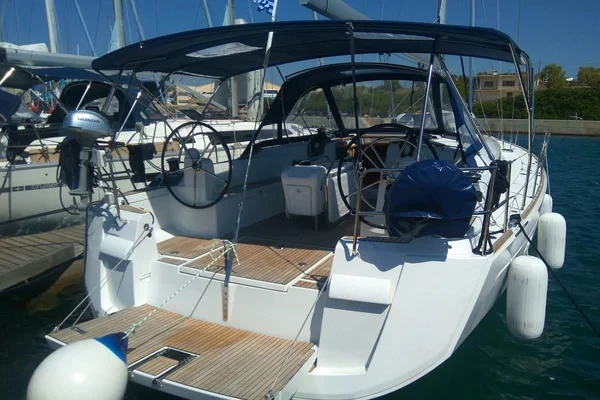Sun Odyssey 519 - Boatscribe.com