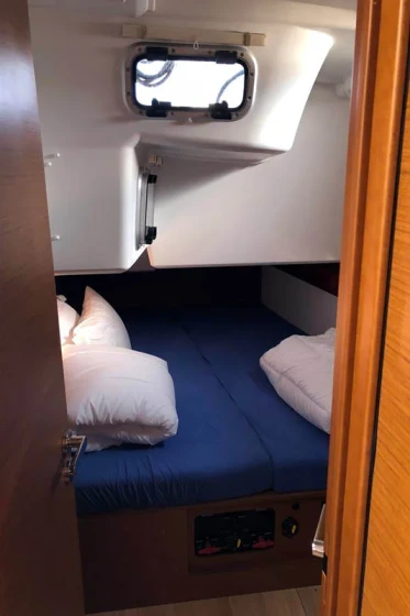 Sun Odyssey 519 - Boatscribe.com