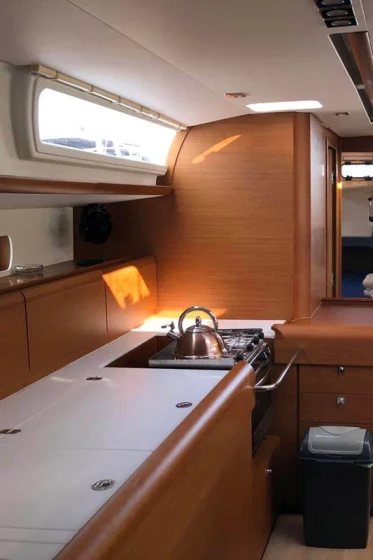 Sun Odyssey 519 - Boatscribe.com
