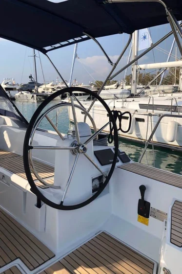 Sun Odyssey 519 - Boatscribe.com