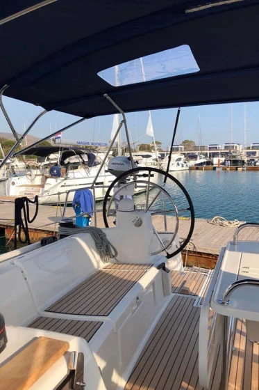Sun Odyssey 519 - Boatscribe.com