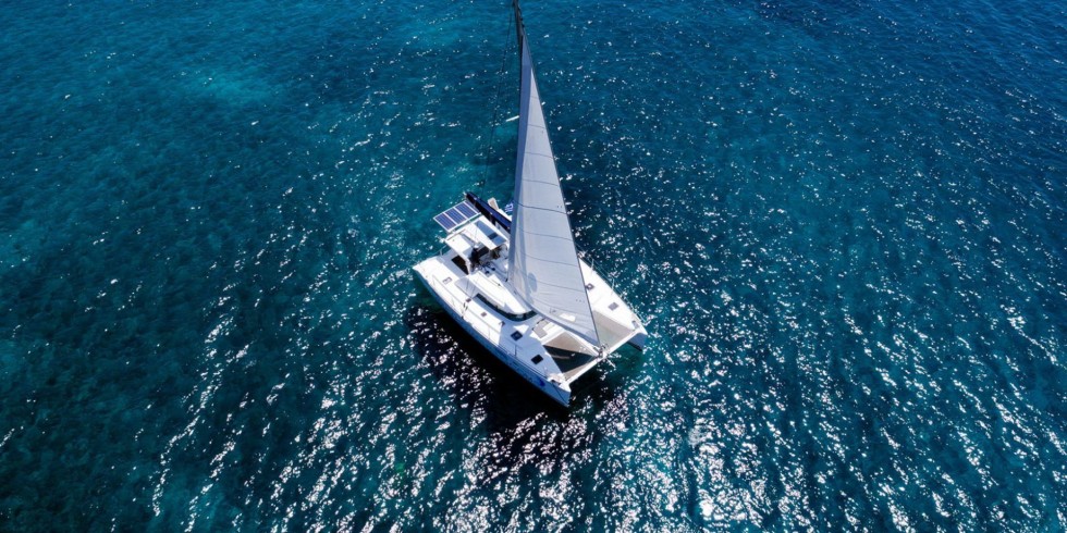 Lagoon 42 - Boatscribe.com