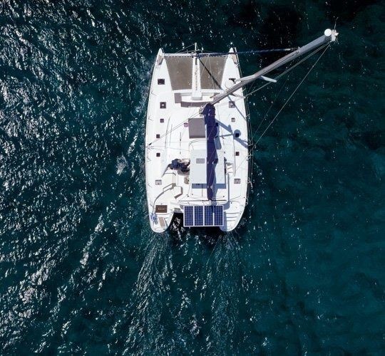 Lagoon 42 - Boatscribe.com