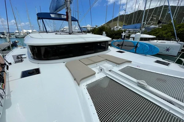 Lagoon 46 - Boatscribe.com