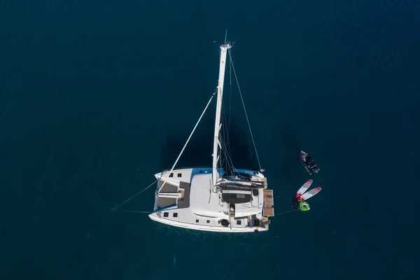 Lagoon 50 - Boatscribe.com