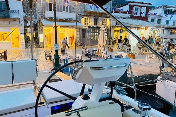 Oceanis 62 - Boatscribe.com