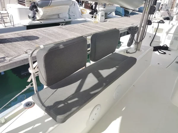 Lagoon 42 - Boatscribe.com