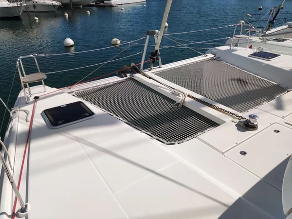 Lagoon 42 - Boatscribe.com