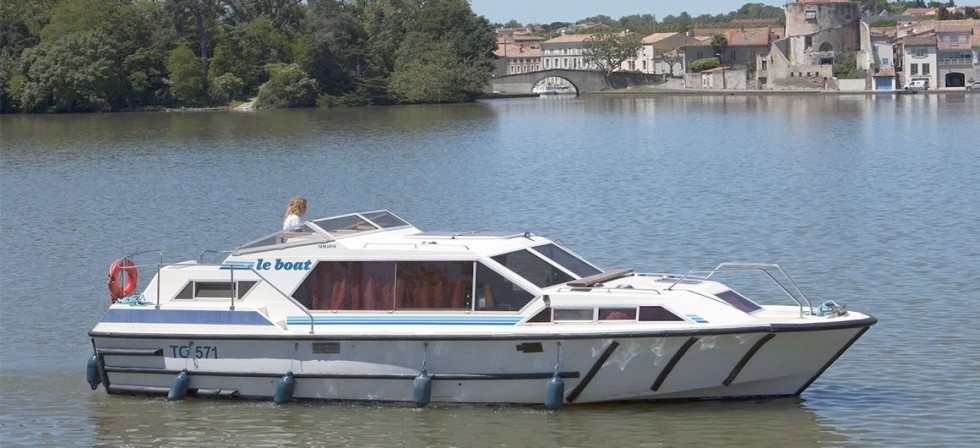 Le Boat Lake Star - Boatscribe.com