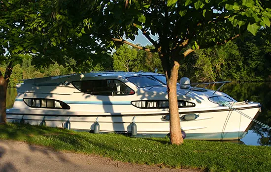 Le Boat Magnifique - Boatscribe.com