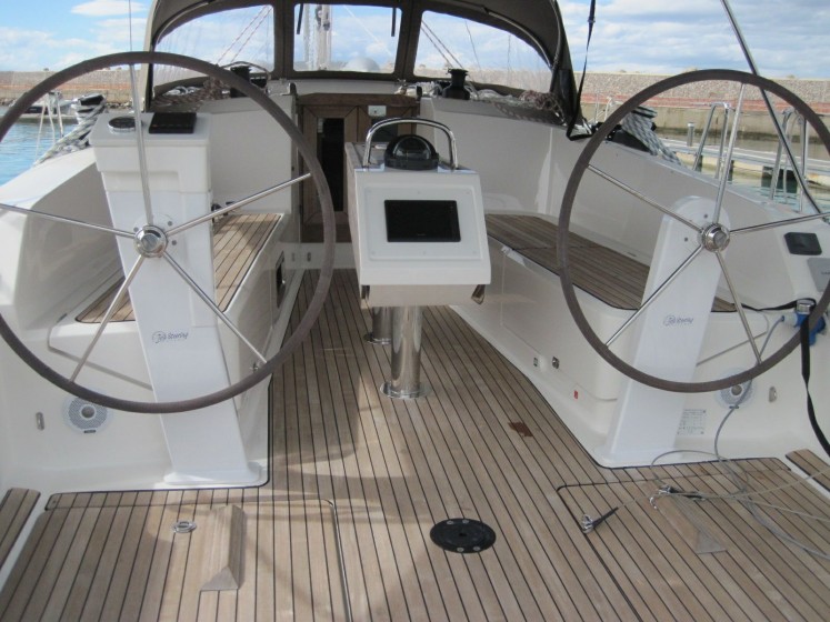 Bavaria 41 Cruiser - Boatscribe.com
