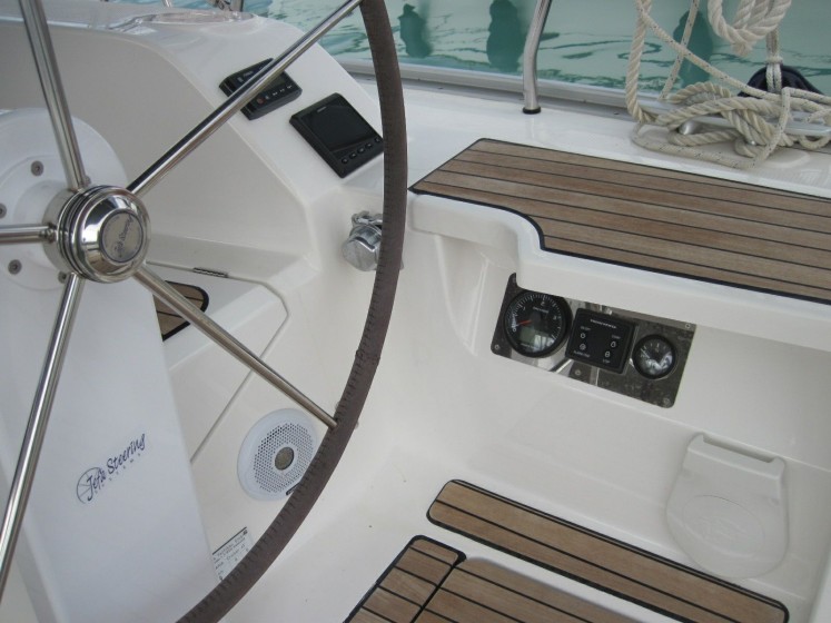 Bavaria 41 Cruiser - Boatscribe.com
