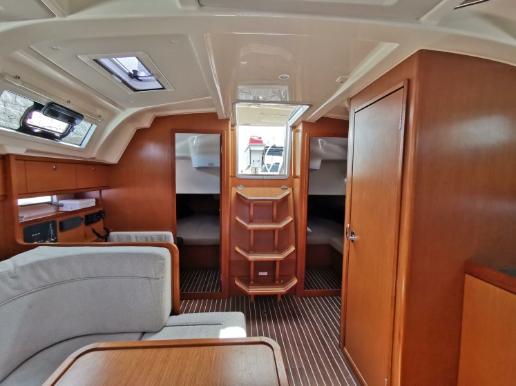 Bavaria 41 Cruiser - Boatscribe.com