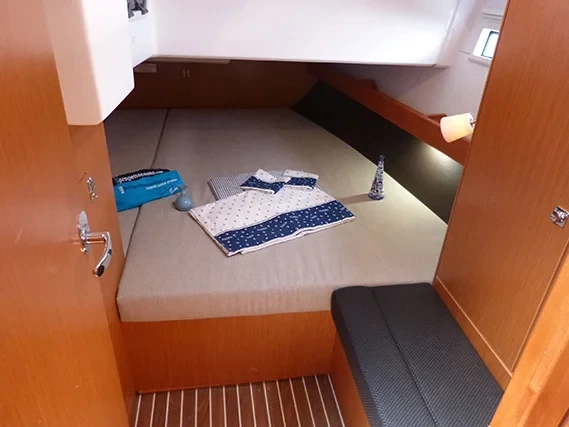 Bavaria 41 Cruiser - Boatscribe.com