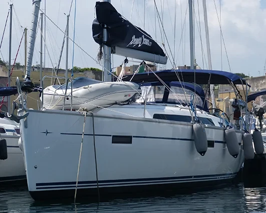 Bavaria 41 Cruiser - Boatscribe.com