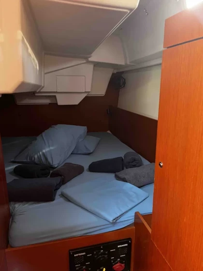 Oceanis 35.1 - Boatscribe.com