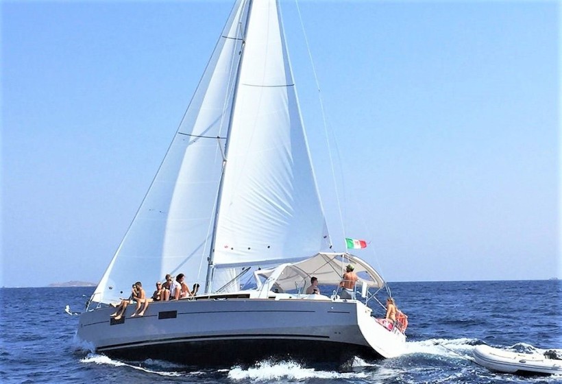 Oceanis 35 - Boatscribe.com