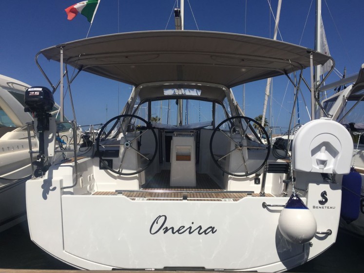 Oceanis 35 - Boatscribe.com