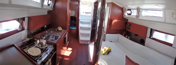 Oceanis 38 - Boatscribe.com