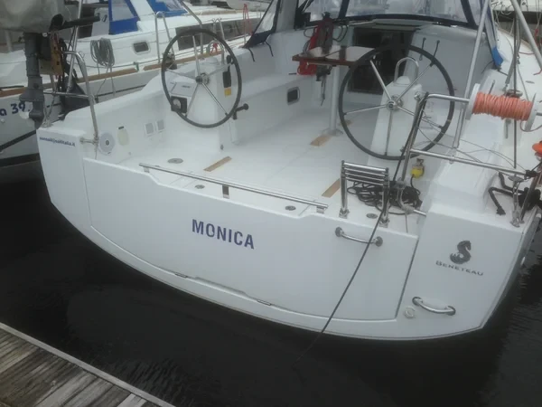 Oceanis 38 - Boatscribe.com