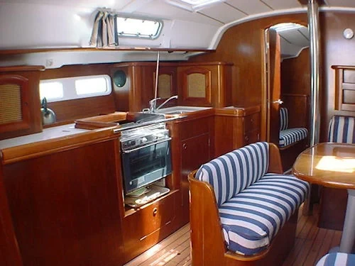 Oceanis 41.1 - Boatscribe.com