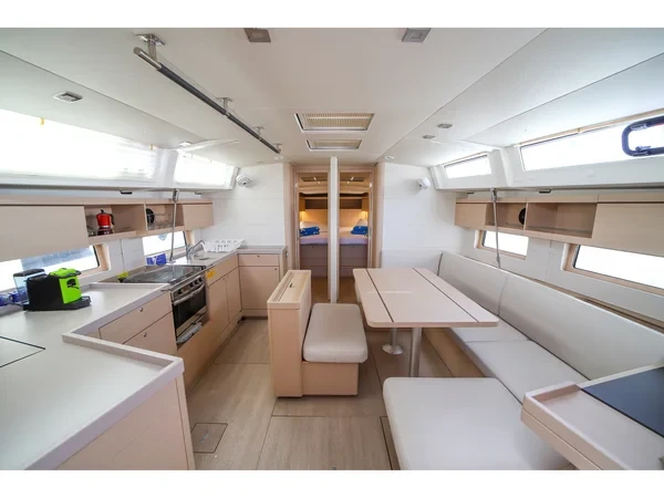 Oceanis 46.1 - Boatscribe.com