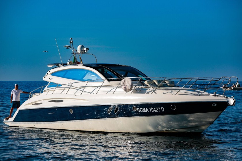 Cranchi 47 - Boatscribe.com