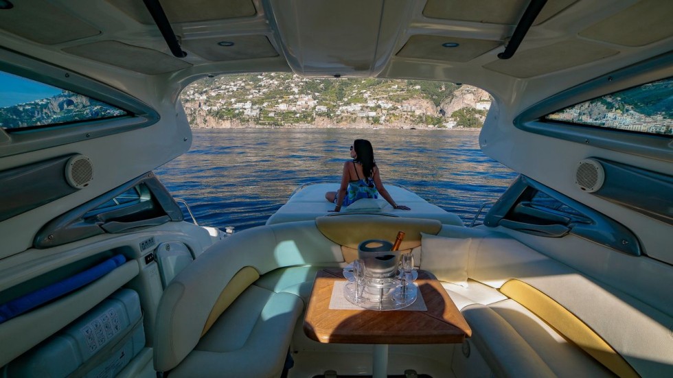 Cranchi 47 - Boatscribe.com