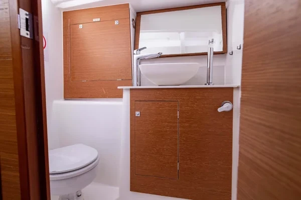 Dufour 382 GL - Boatscribe.com