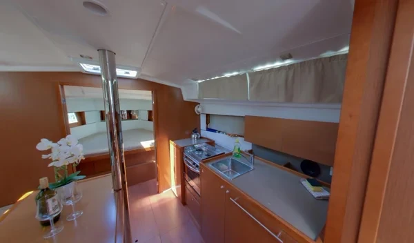 Oceanis 38.1 - Boatscribe.com
