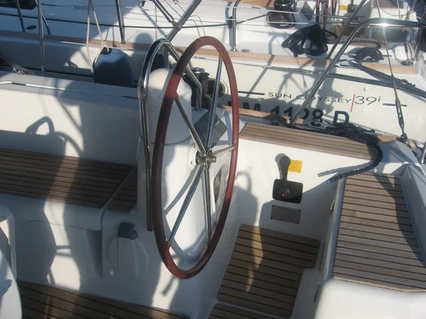 Sun Odyssey 39i - Boatscribe.com