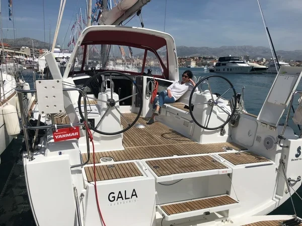 Oceanis 35 - Boatscribe.com