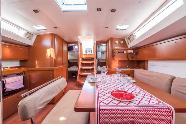 Oceanis 48 - Boatscribe.com