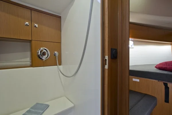 Bavaria 46 Cruiser - Boatscribe.com