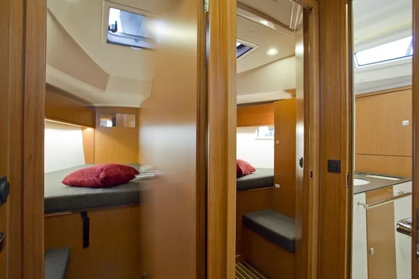 Bavaria 46 Cruiser - Boatscribe.com