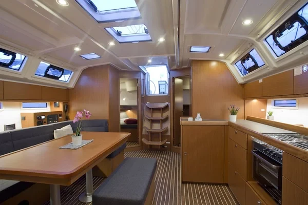 Bavaria 46 Cruiser - Boatscribe.com