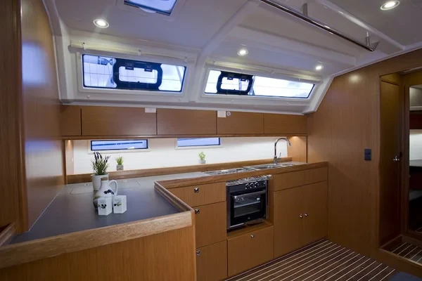 Bavaria 46 Cruiser - Boatscribe.com