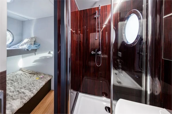 Campi 300 - Boatscribe.com